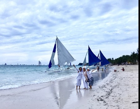 With legacy teacher Taran Tarn Kaur at the first KYTT in Boracay, October 2017